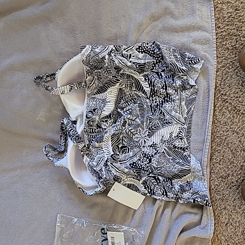 Tankini top - Picture 2 of 2